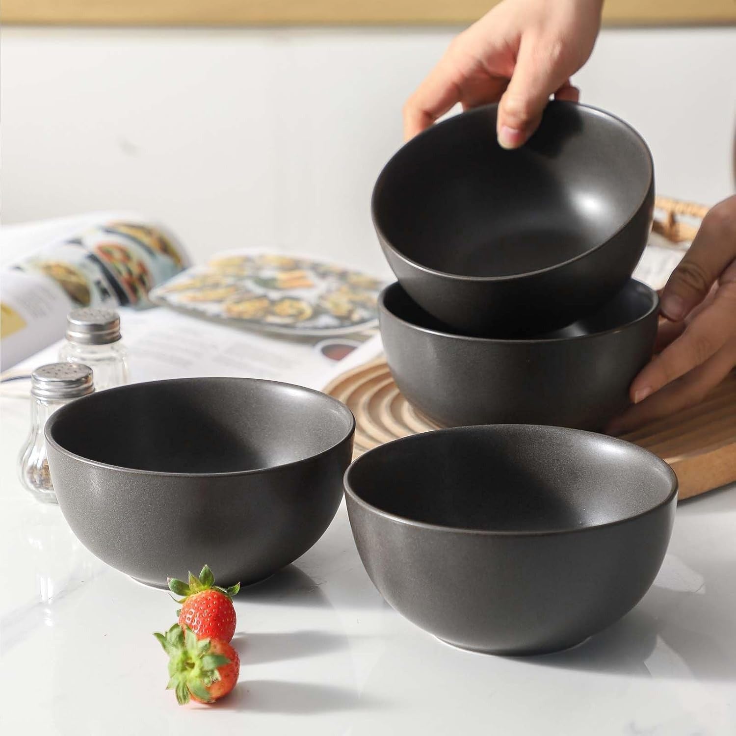 Matte Black Stoneware Cereal Bowl Set