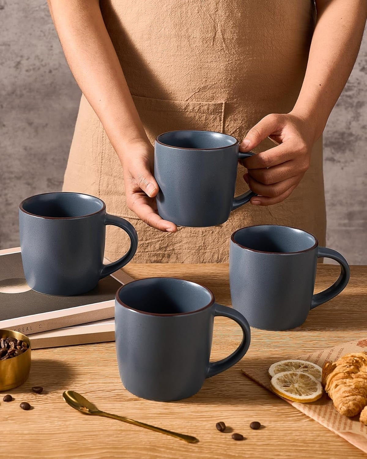Stoneware Coffee Mug Set in Classic Blue