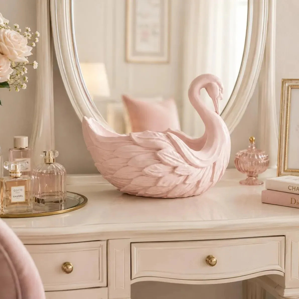 Elegant Swan Decor Storage Bowl