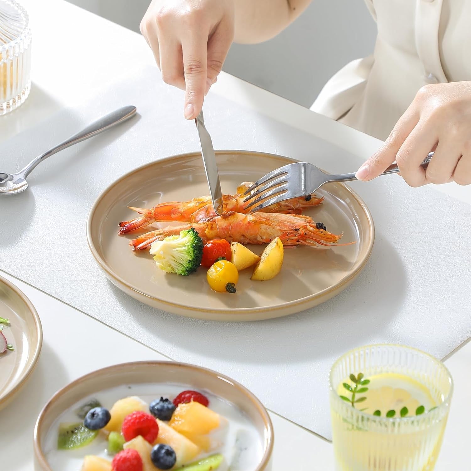 Modern Everyday Grey Reactive Glaze Dinnerware Set