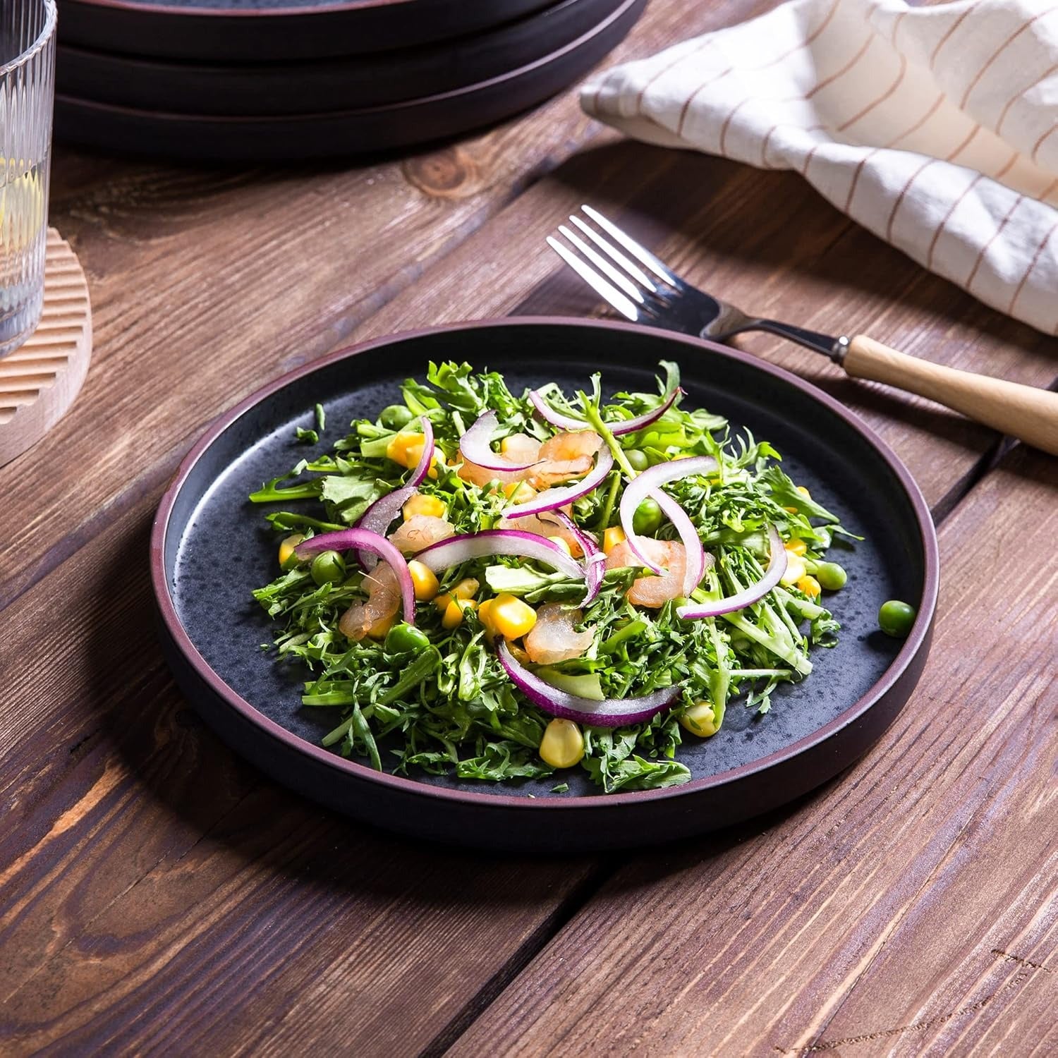 Modern Rustic Ceramic Dinner Plates with Coffee Rim Detail