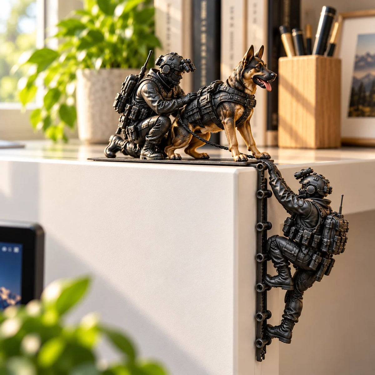 Climbing Special Ops Soldiers Tactical Soldier Monitor Decor